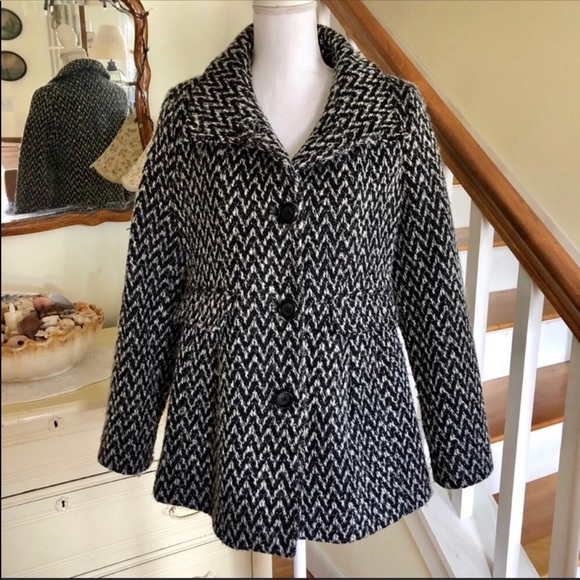 Kenneth Cole Jackets & Blazers - Kenneth Cole Black Houndstooth Boucle Coat